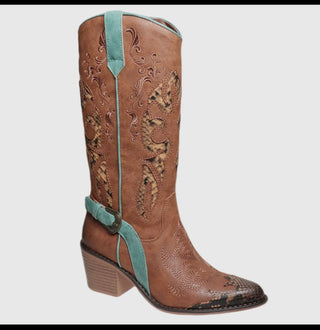 LADIES BOOTS - All About Me Boutique