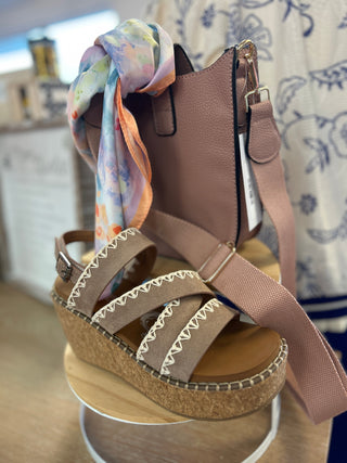 LADIES SANDALS - All About Me Boutique