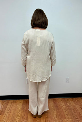 Love My Linen Blouse - All About Me Boutique