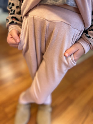 Girls' Cozy Blush Pink Ribbed Joggers with Pockets