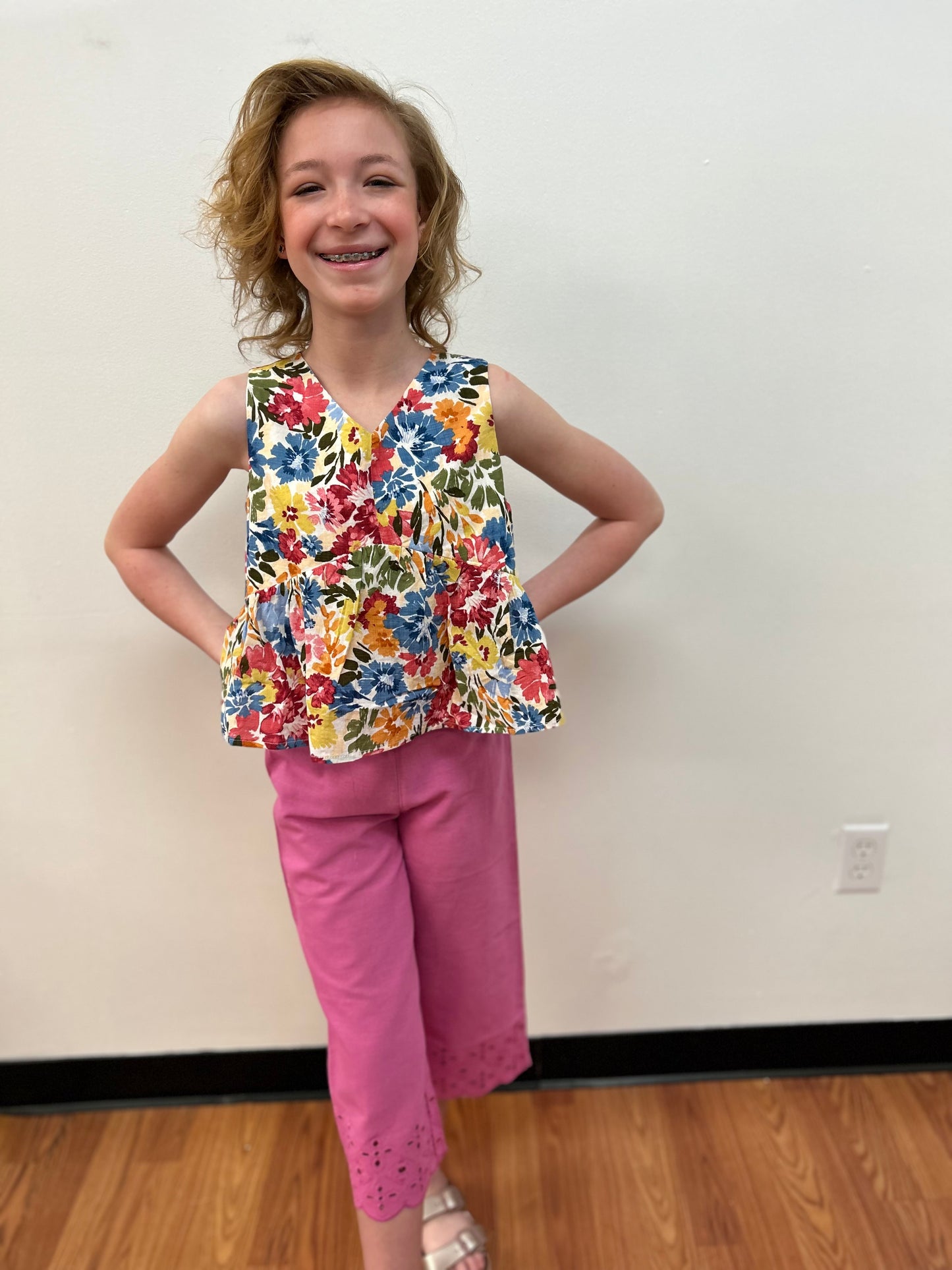 S&S Tween Girls Floral Sleeveless Top