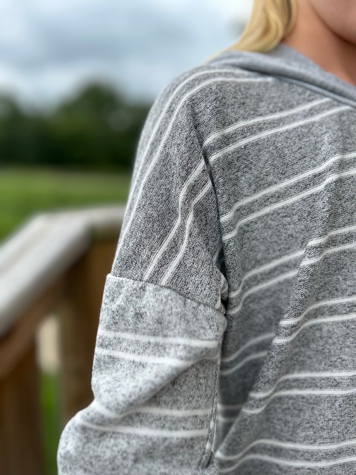 AC407-Girls Gray Striped Sweater Hoodie (JKA)