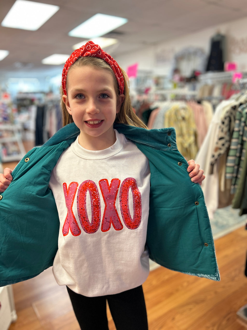 UL  Girls Sparkly XOXO Crew Neck Sweatshirt