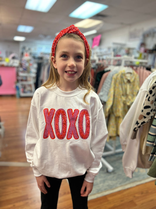 UL  Girls Sparkly XOXO Crew Neck Sweatshirt