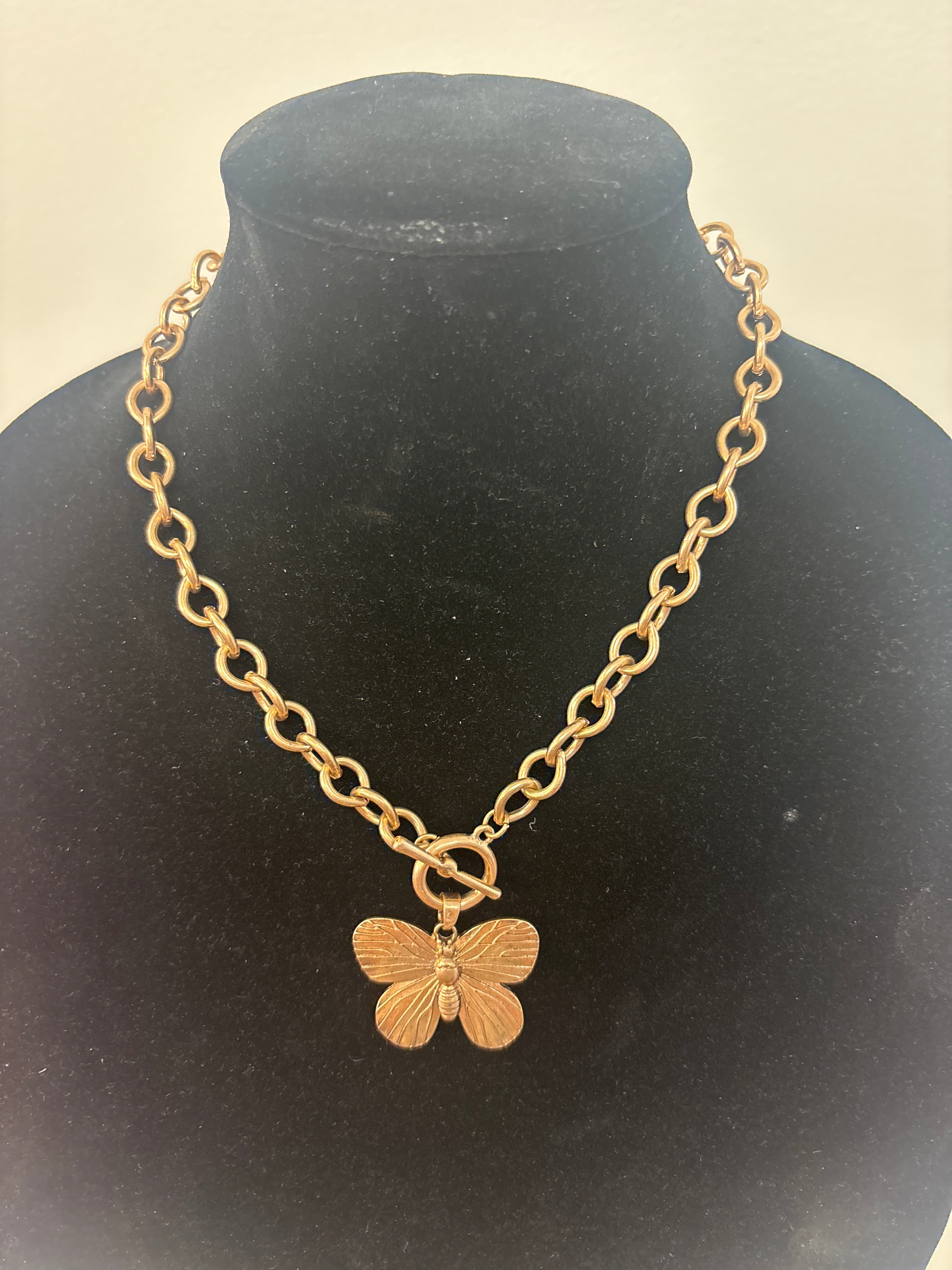 MK Gold Toggle Clasp Box Chain Necklace with Pendant