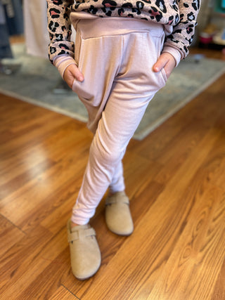 Girls' Cozy Blush Pink Ribbed Joggers with Pockets