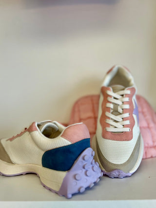 Mia - Girls Cayli Sneakers - All About Me Boutique