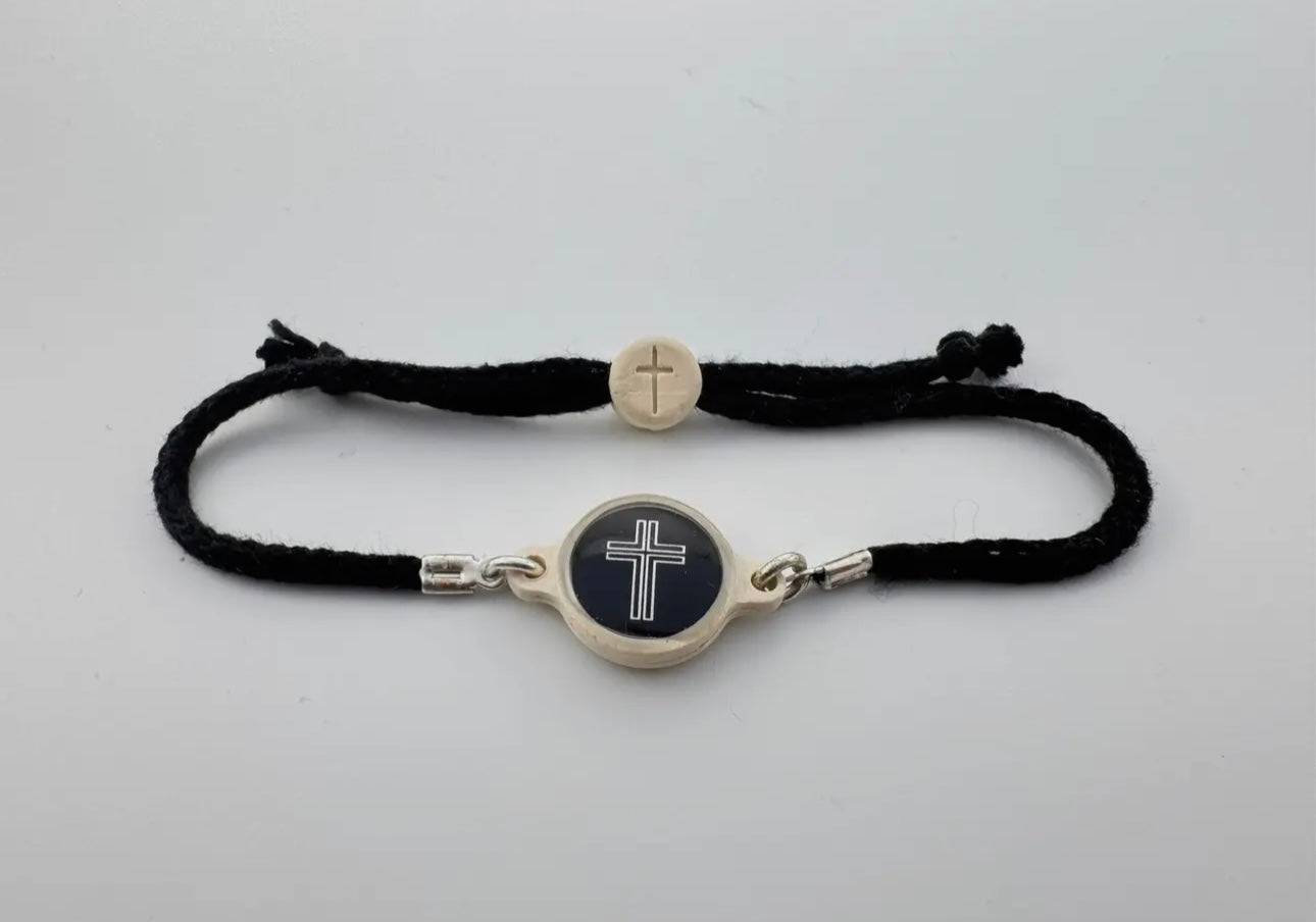 Versible Tap To Pray Survivor Series