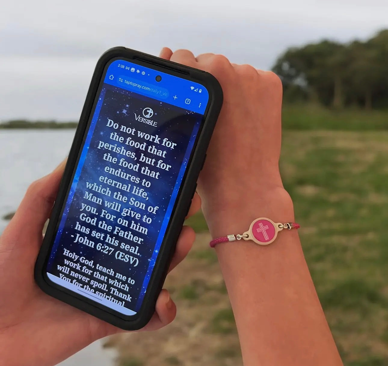 Versible Tap To Pray Survivor Series