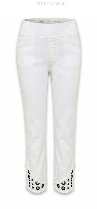 Ethyl Look Out Weekend Pant - All About Me Boutique