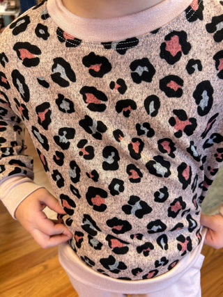 Girls Cheetah Print Sweatshirt - All About Me Boutique