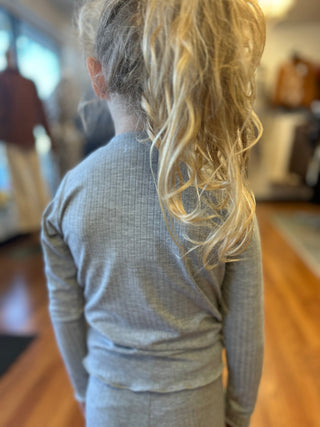 Girls' Heather Grey Ribbed Heart Appliqué Long Sleeve Top - All About Me Boutique